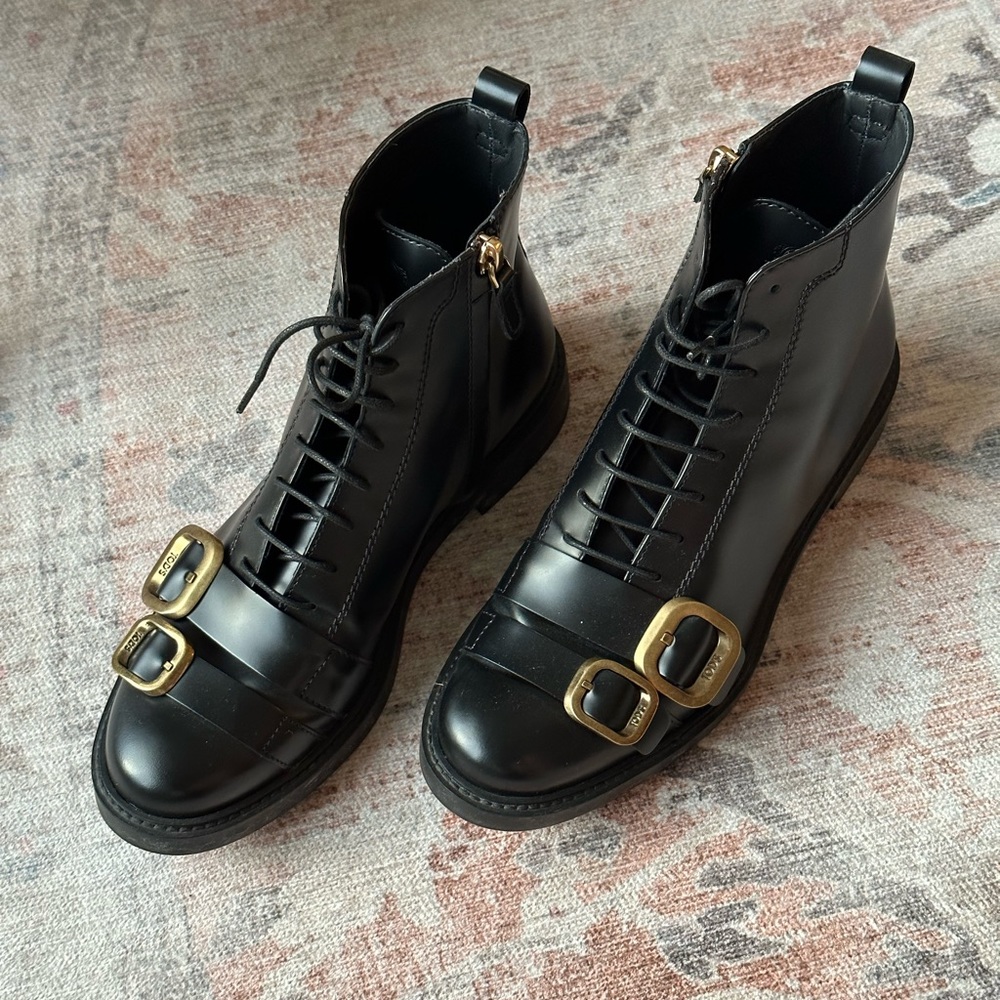 Tod’s ankle boots